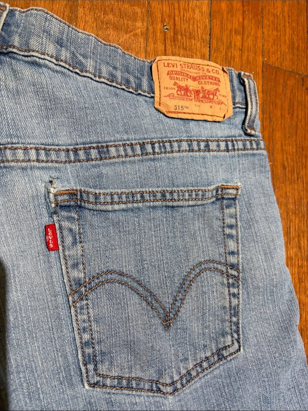 Vintage Y2K LEVIS 515 Light Blue Denim Jean Shorts holes used Sz 10